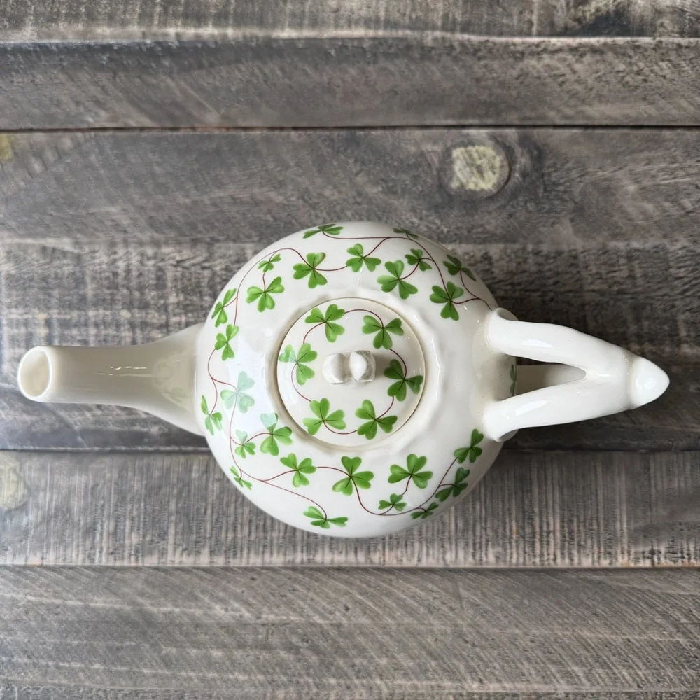 ☘️ Shannon Godinger Irish Shamrock Clover Footed Tea Pot☘️ - Picture 2 of 7